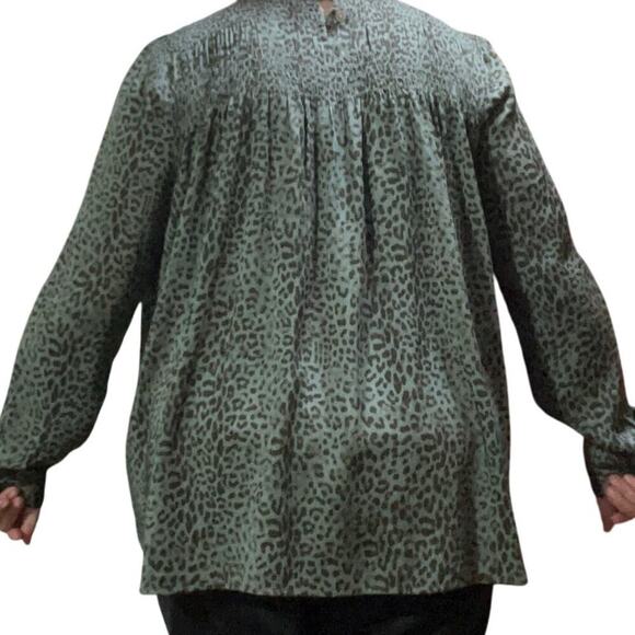 J.Jill Womens Animal Print Teal Smocked Long Sleeve Blouse Size Large - Picture 2 of 11